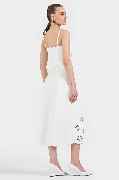 Saia em Material Sintético com Bordados Feminina SP5213