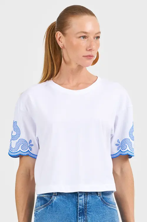 T-Shirt com Manga Borbada Feminina TM5705