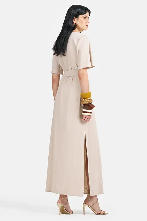 Vestido Midi Liso com Manga Godê Femino VP5639