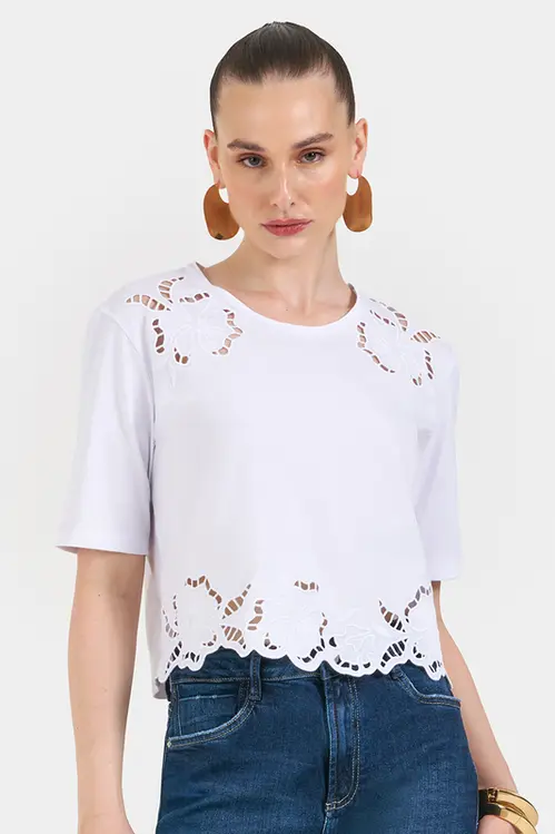 T-Shirt com Bordado Floral Feminino TM5469