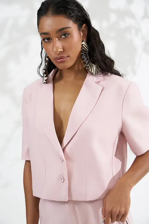 Blazer Cropped em Viscose Alfaiateria Feminino ZP5733